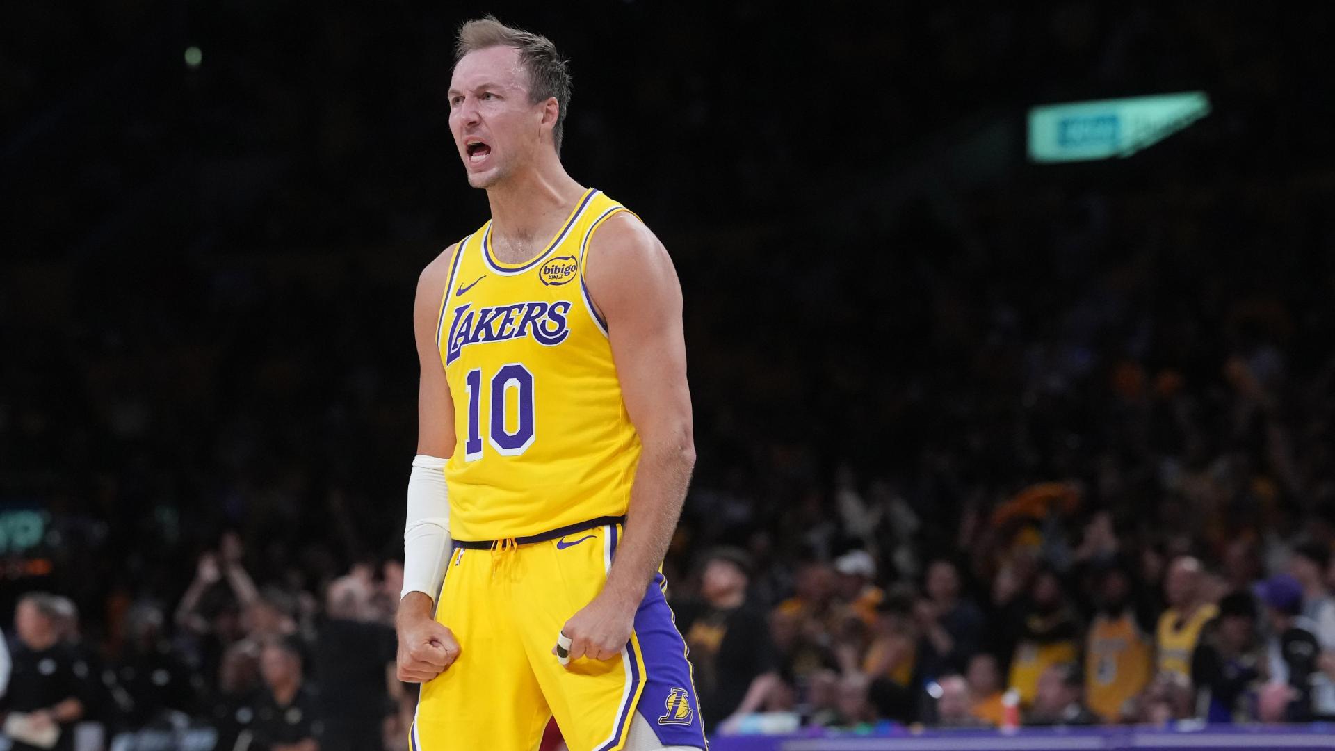 Luke Kennard led Lakers in scoring